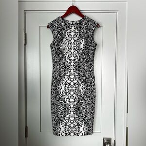 R & K dress women’s size 6. Very pretty and soft! Poly & spandex